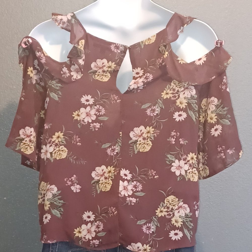 HAUTE MONDE - Picture 2 of 2